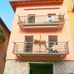 Bed & Breakfast Della Contrada, Varenna