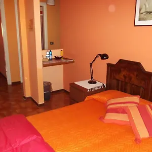 Bed and breakfast Orange House, Varenna